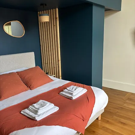 לינה וארוחת בוקר La Parenthese Flechoise, Raphael La Flèche