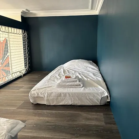 La Parenthese Flechoise, Raphael 3* La Flèche