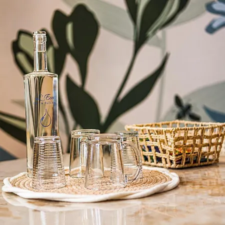 La Parenthese Flechoise, Raphael Bed & Breakfast 3*