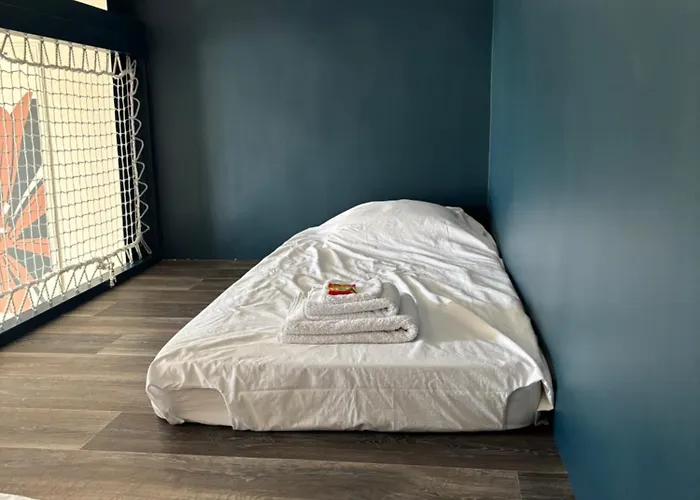 La Parenthese Flechoise, Raphael 3* 拉弗雷切