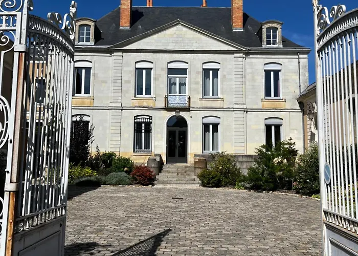 La Parenthese Flechoise, Raphael 住宿加早餐酒店 3*